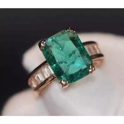 Rose Gold Emerald Cocktail Ring