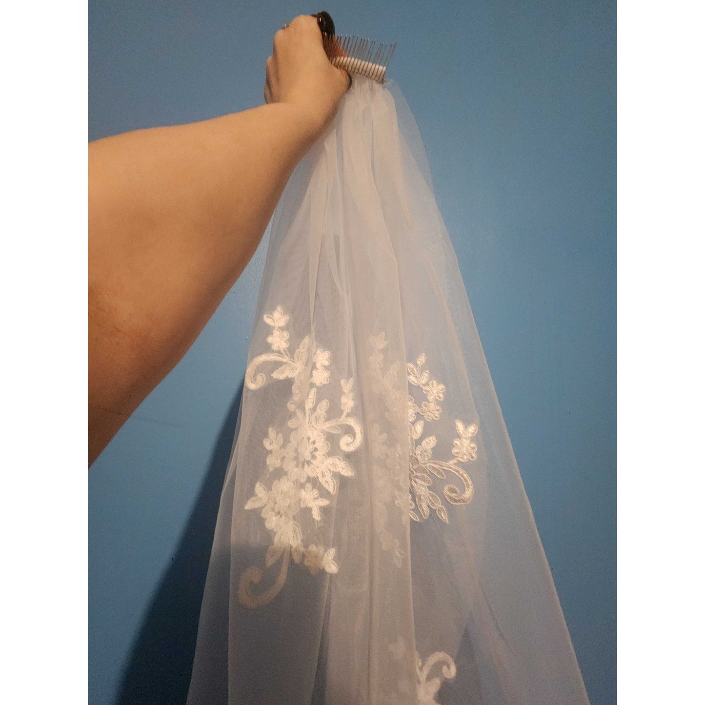 35 inch Embroidered Veil