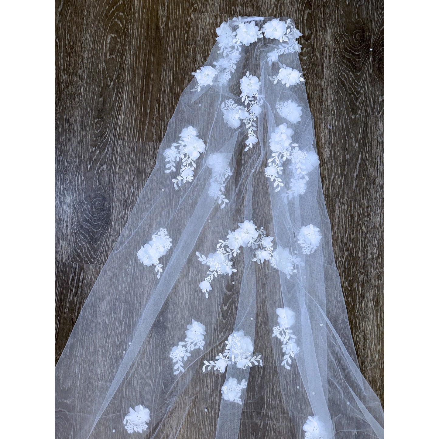 Floral Accent Wedding Veil - White