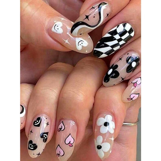 Doodle Heart Nails